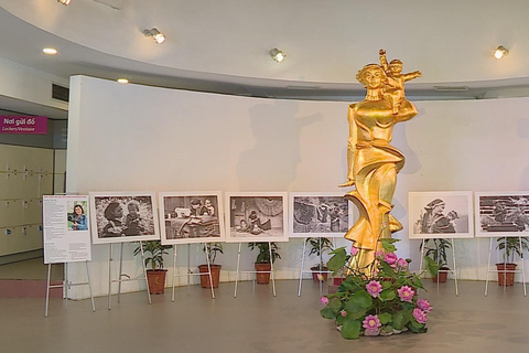 Hanoi’s French Quarter Tour and Train StreetPrivate Tour