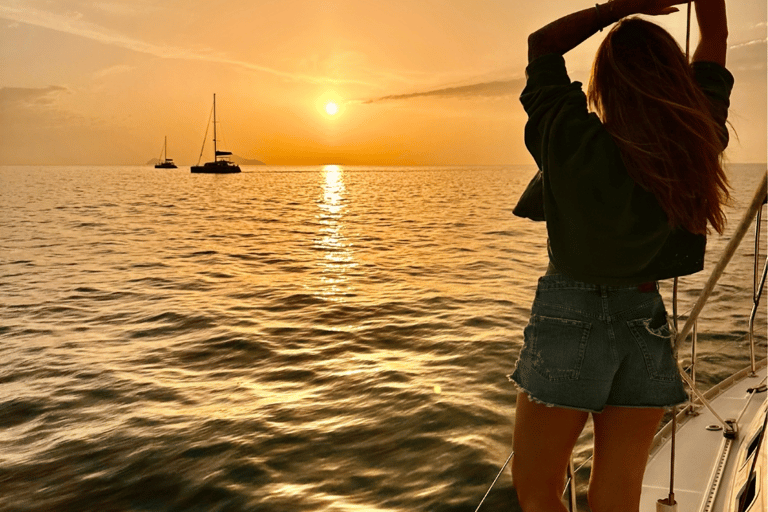 5-Hour Santorini Private Boat Tour for Cruise Passengers