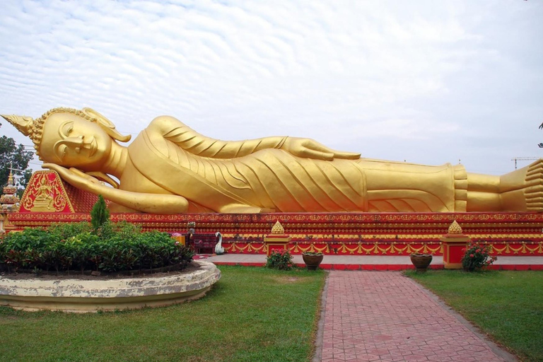 Vientiane: Private City Tour by EV TukTuk with Guide