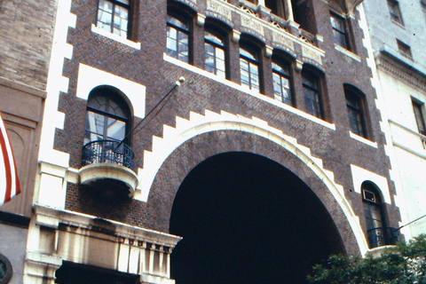 Philadelphia: Exploring Gilded Age to Now Architecture Tour