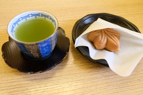 Hiroshima: UNESCO Miyajima and Atomic bomb dome Guided Tour Hiroshima: UNESCO Miyajima & Atomic Bomb Dome Guide Tour