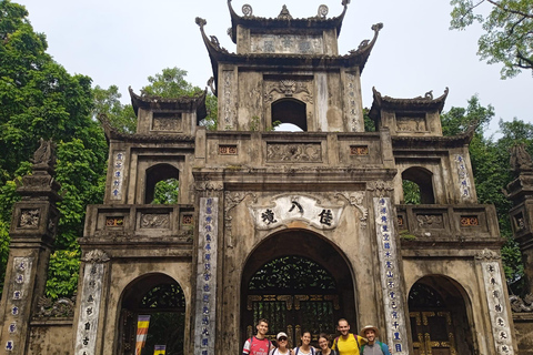 Hanoi: Parfümpagode mit Bootsfahrt oder Lotus-SeidendorfPrivate Tour: Parfümpagode, Lotus-Seidendorf und Weihrauch