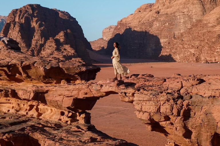 Wadi Rum: 2-Day Desert Tour with Camp, Meals, & Guide