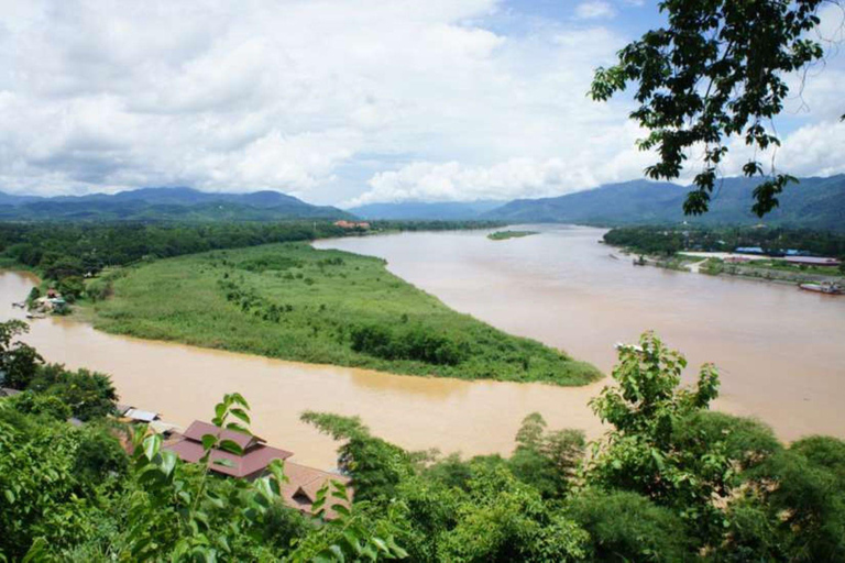 Tour Chiang Rai 3 Templi e Triangolo d&#039;Oro (Opzioni complete)Opzione completa Triangolo d&#039;oro