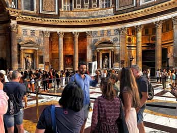 Rome: Pantheon Small-Group Guided Tour with Entry Ticket
