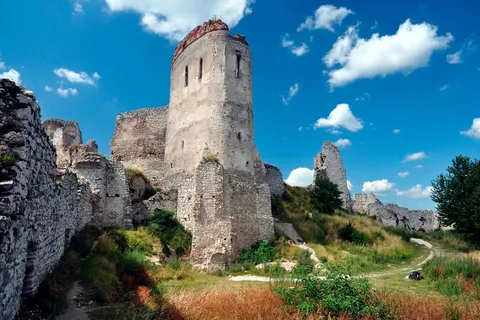 Vienna: Private Čachtice & Banská Štiavnica Medieval Tour