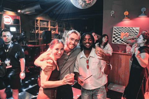 Tirana: Pub Crawl with 1 hour of Unlimited Drinks
