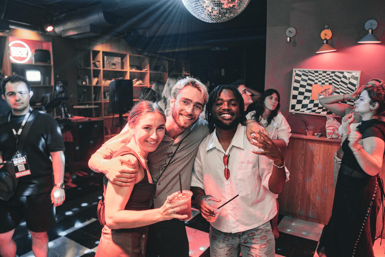 Tirana: Pub Crawl with 1 hour of Unlimited Drinks