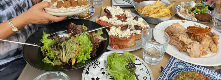 Kalamata : Visite culinaire et dégustation d'huile d'olive avec déjeuner léger