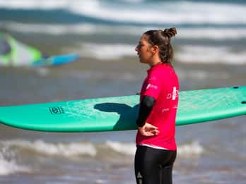 1/2 DAY Surf Rental in Caparica