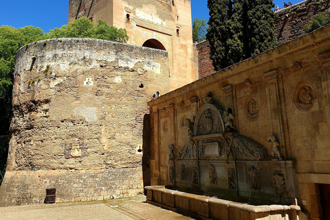Arte urbano y visita a las cuevas de Granada