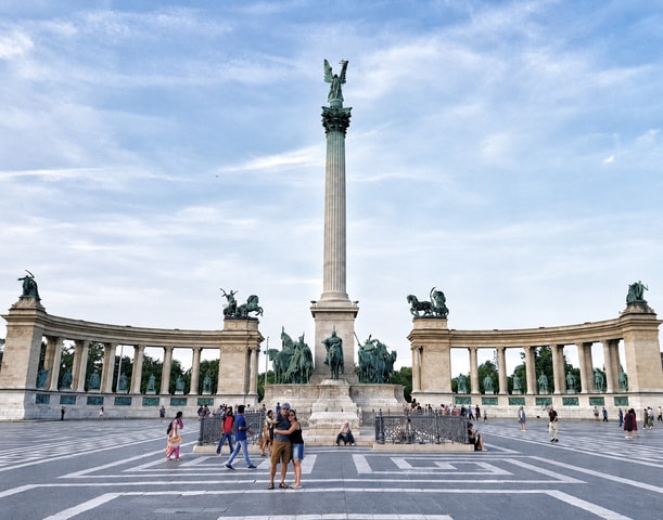 Budapest: Andrássy Avenue among art, history, new architecture and curiosities