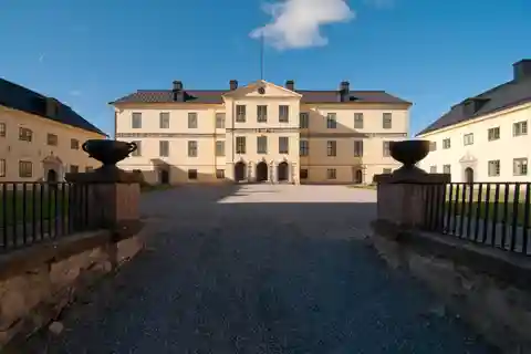 Sweden: Löfstad Estate Guided Tour