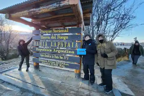 Excursión al Parque Nacional de Tierra del Fuego y Navegación por la Isla Redonda
