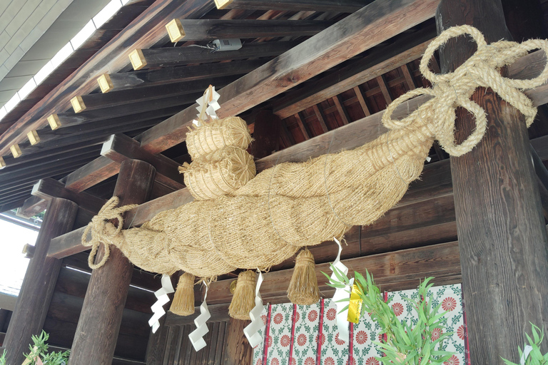 Sapporo: Wycieczka po świątyniach Hokkaido z rytuałami, historią i słodyczami