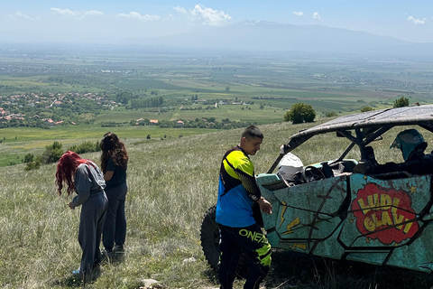 Ontdek de ongetemde schoonheid van de Balkan met onze UTV TourSofia Extreem en Schoonheid UTV Tour