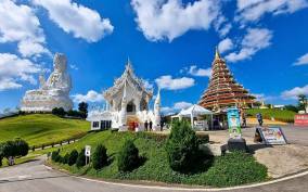 Chiang Mai: White, Blue & Big Buddha Temples in Chiang Rai