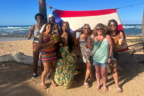 Au départ de San Juan : visite culinaire de la plage de Pinones et des barsAu départ de San Juan : excursion à la plage et aux bars de Pinones