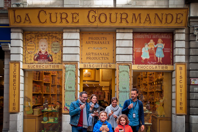 Brussels Private Food Tour: Waffles, Fries, Beer & History
