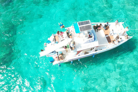 Punta Cana: Hip-Hop & Afrobeats Party Boat with Open Bar