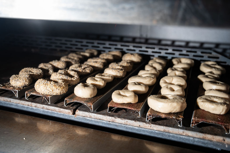 NYC: Bagel Baking Class with Award-Winning Baker (Midtown) NYC: Midtown Hands-On Bagel Baking Class
