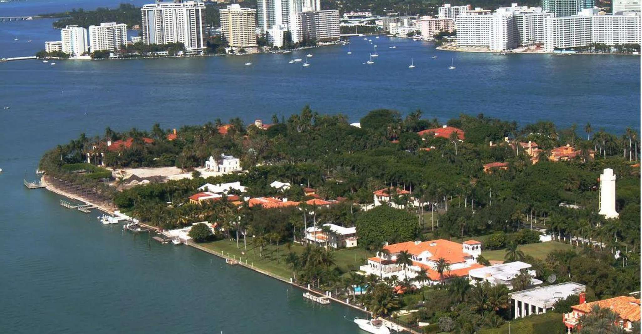 Miami Skyline & Celebrity Homes Pirate Boat Cruise photo 15