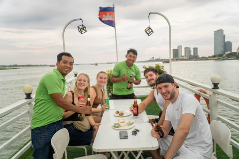 Phnom Penh: Walking Tour, Food Tour & Sunset Cruise