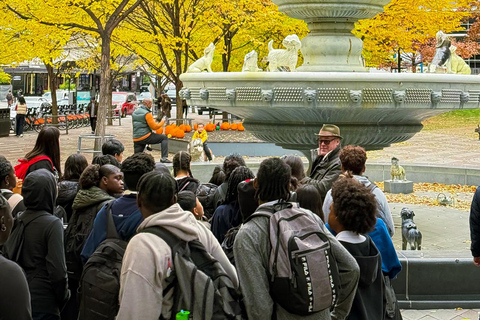 Toronto: Old Town Walking Tour with St. Lawrence Market