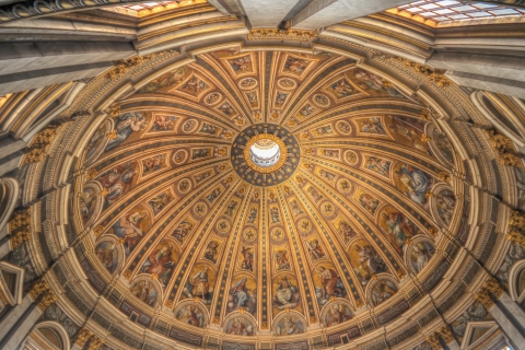 Museos Vaticanos, Capilla Sixtina y basílica de San PedroTour semiprivado: tour exclusivo grupo reducido en italiano