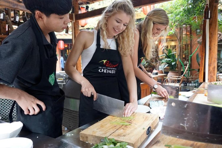 Chengdu: Cooking Class with Fresh Market Half Day Experience Chengdu: 3 Dishes Cooking Class