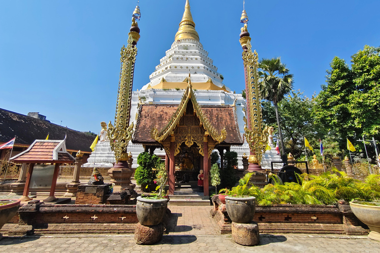 Chiang Mai: Temple & Meditation Walking Tour with Ex-Monk 2