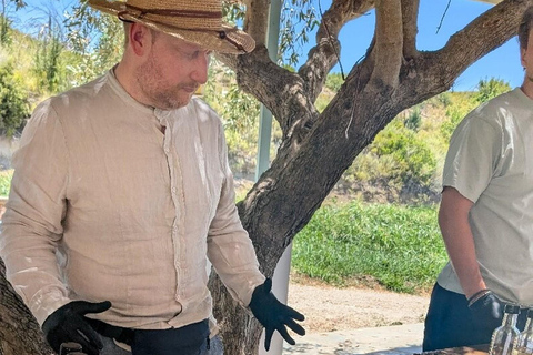 Rodas: Visita a Bodegas y Degustación