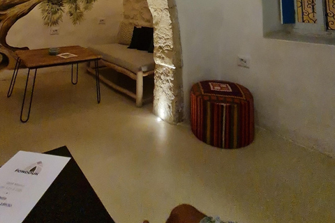 HoumetSouk: Tempo livre no mercado e chá de menta no famoso El FondoukHoumetSouk: Tempo Livre no Mercado e Chá de Hortelã no famoso El Fondouk