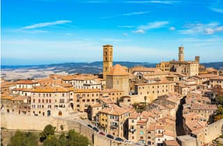 Audiogeführte Besichtigung des Baptisteriums, der Kathedrale und des Glockenturms von Volterra