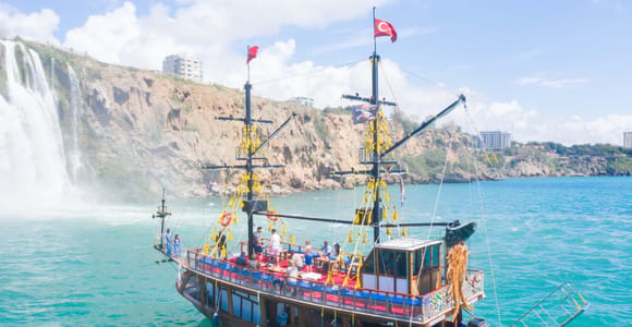 Antalya & Belek: Lara Relax or Pirate Boat Tour with Lunch