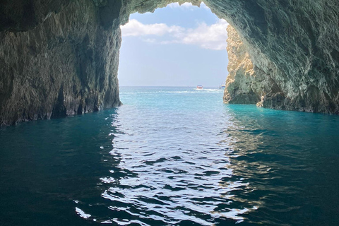 Zakynthos: Turtle Spotting and Keri Caves Boat Tour Zakynthos: Turtle spotting and Keri Caves Boat Tour