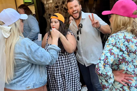 Charleston: Drunk History & Haunt Jaunt - Haunted Pub Crawl Charleston: Haunted Pub Crawl with 3 Stops