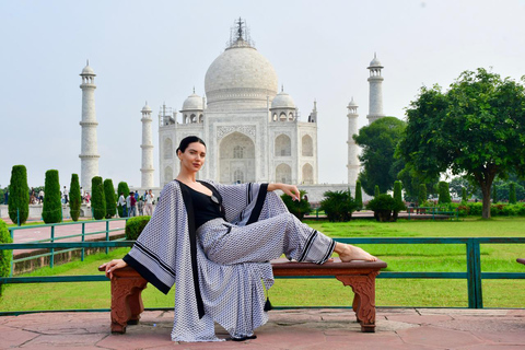 Agra: Sunrise of the Tajmahal with Skip-The-Line & Mausoleum Main Mausoleum Entry with Pre-Approved Ticket