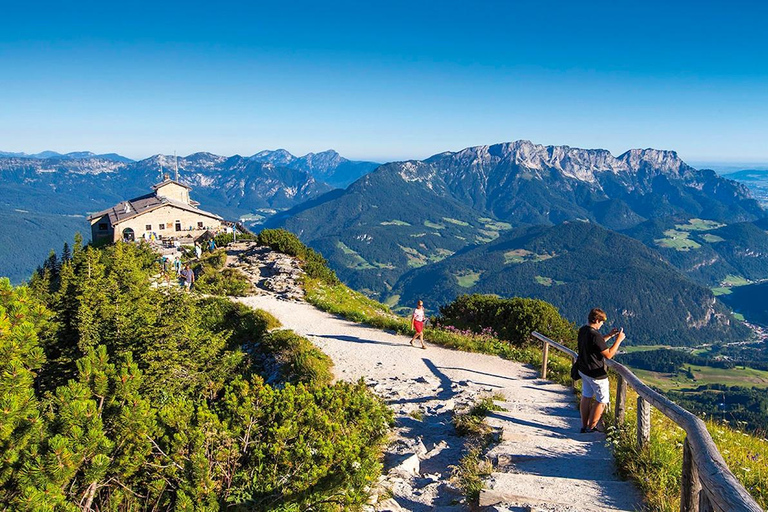 Guided WWII Eagles Nest Tour in Berchtesgaden incl Bus Ride