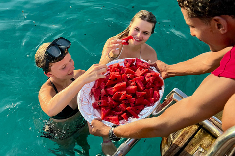 Marsa Alam: Sunset Snorkeling Trip with Turtles & Dugong