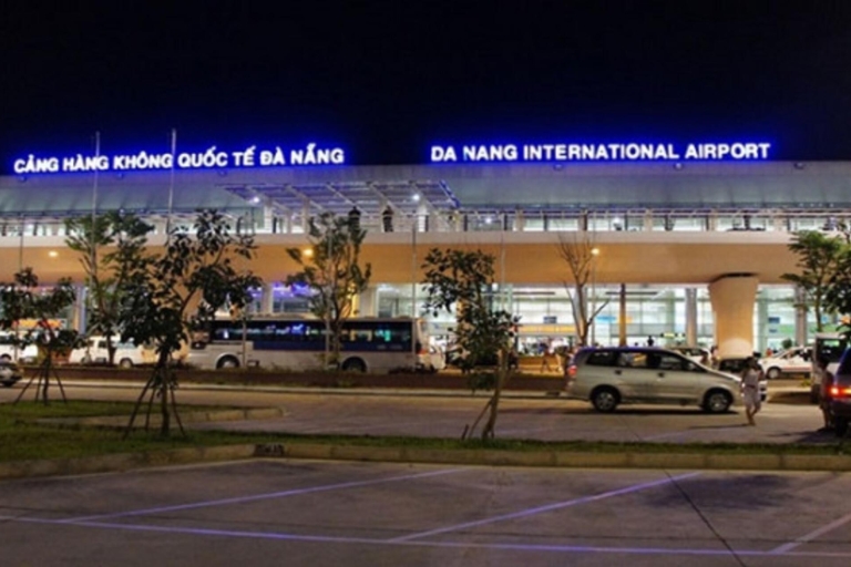 Masaje Relajante Y Traslado En Coche Privado Aeropuerto/Estación De TrenSalida Aeropuerto de Da Nang/Estación de tren/Hotel de Da Nang a Hoi An