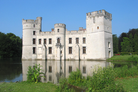 Bruxelles : Durbuy et Kasteel Bouchout Excursion privée d&#039;une journée