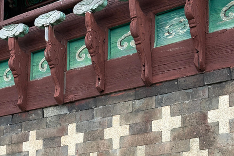 Seul: passeio histórico e gastronómico por Suwon com chá e sobremesa reais