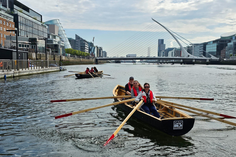 Dublin: River Liffey Currachs Rowing Experience Currach Liffey Tour