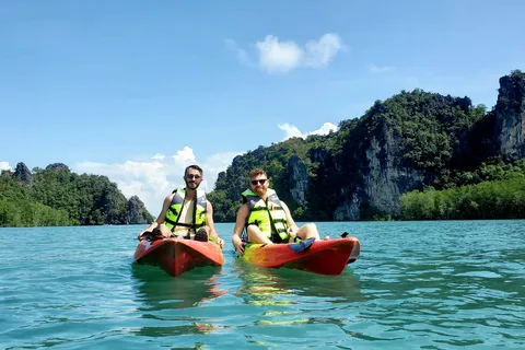 Langkawi : Kilim Geoforest Mangrove Kayak Tour with Lunch