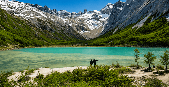 Guided hike to Emerald Lagoon with packed lunch