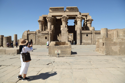 Ab Kairo: 8-tägige Ägypten-Tour – Pyramiden, Nilkreuzfahrt, HurghadaGemeinsame Tour