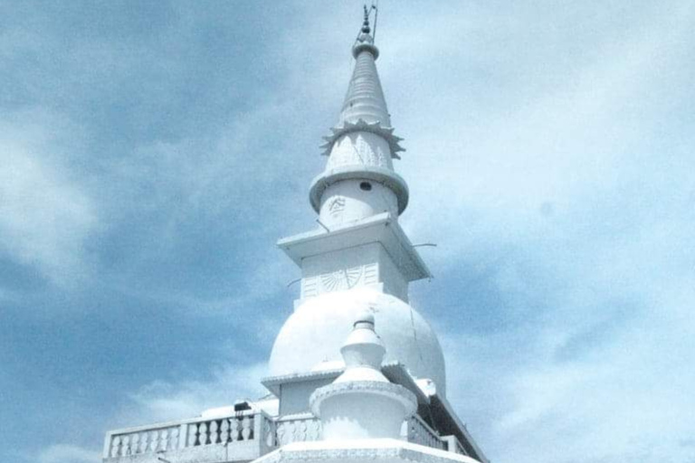 Dimbulagala Eco Trekking and Village Tour From Polonnaruwa