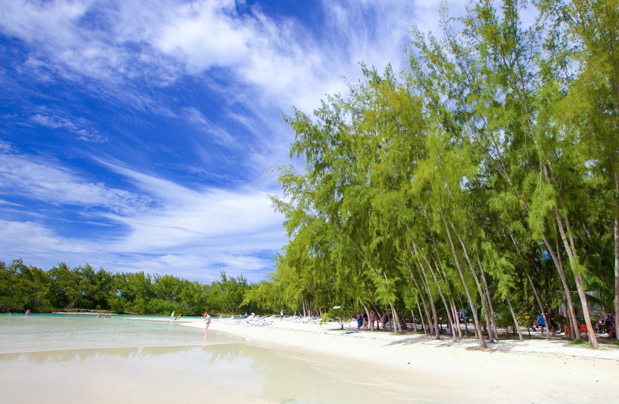 Mauritius: Ile aux Cerfs Bootstour mit BBQ Mittagessen und Getränken