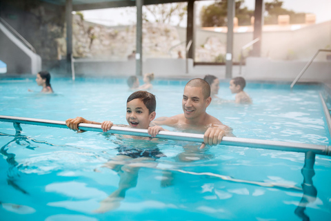 Geothermische en zoetwatercombofamiliezwembaden in Nieuw-Zeeland